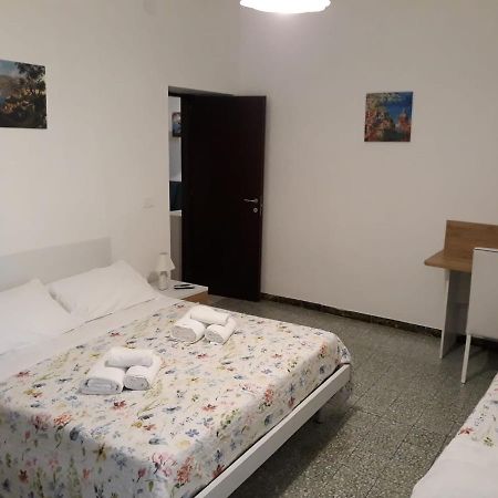 Апартаменти Rita Flat Сорренто Екстер'єр фото