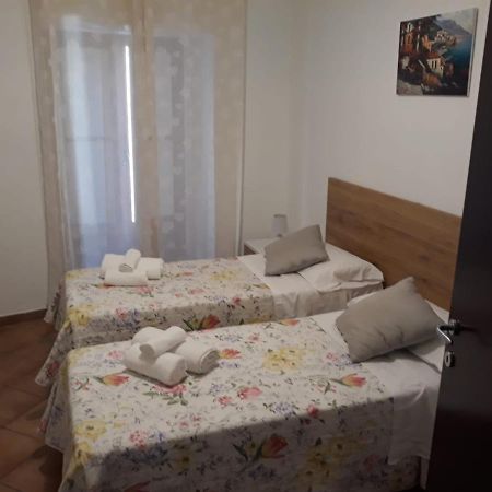 Апартаменти Rita Flat Сорренто Екстер'єр фото